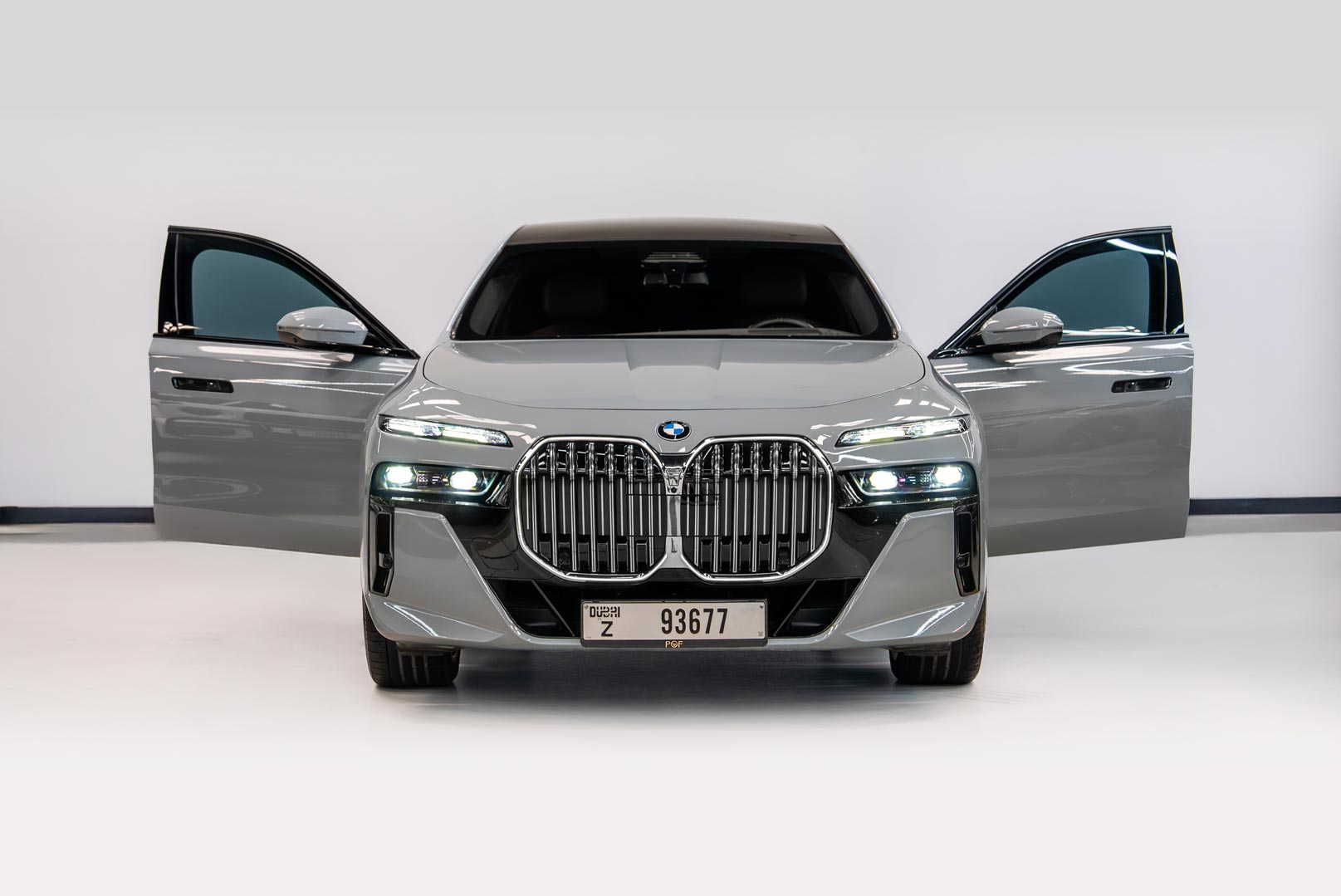 BMW 740i Rental Dubai