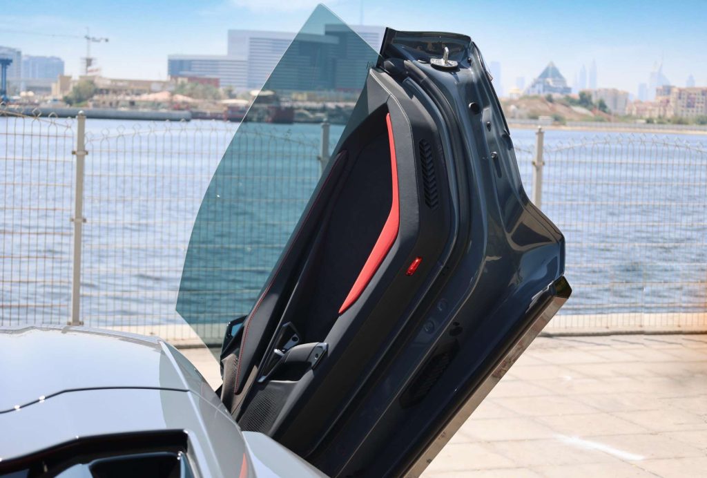 Lamborghini Revuelto